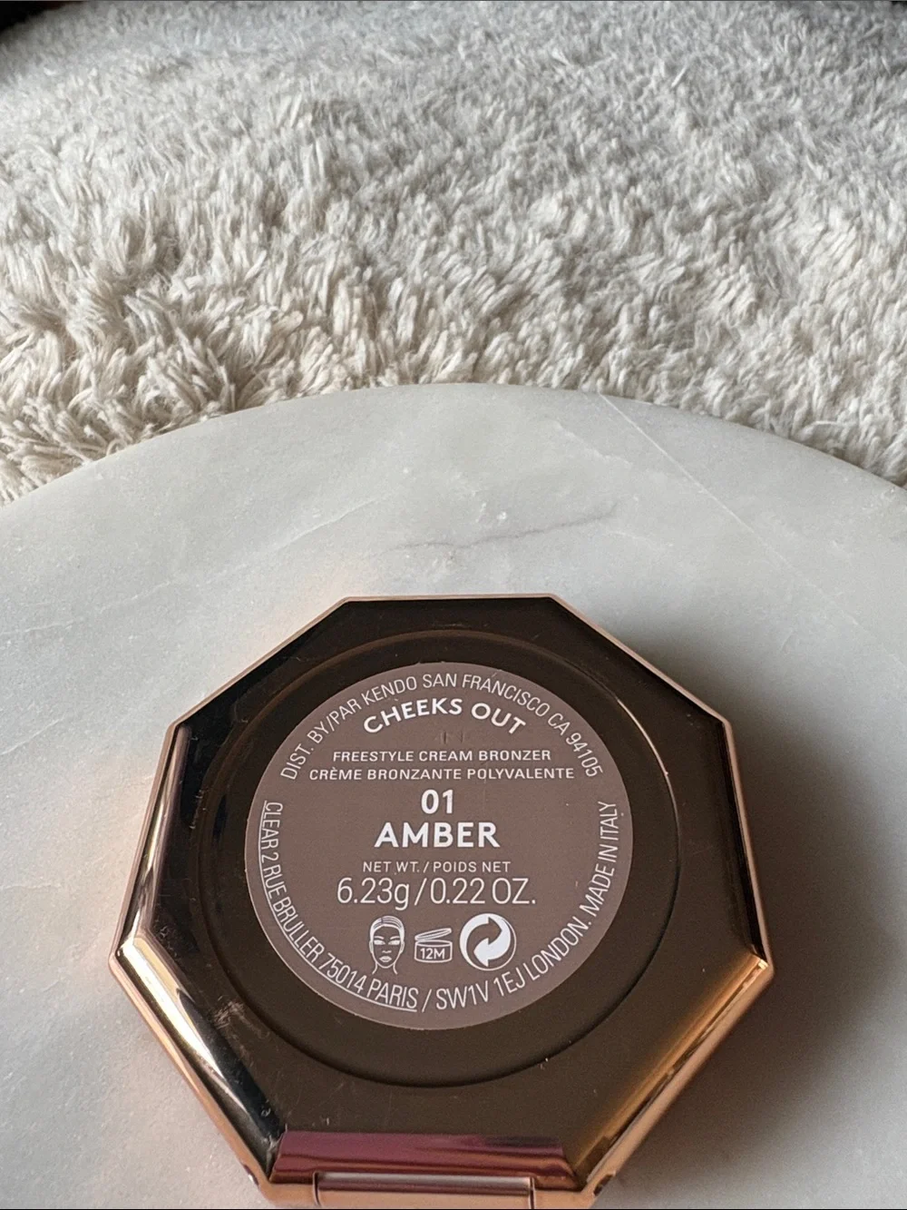 Fenty Beauty 01 AMBER Cream Bronzer
